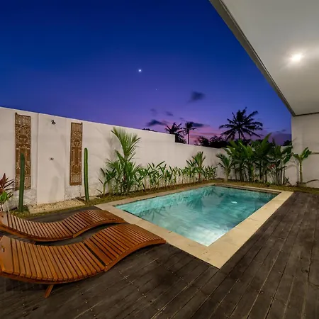 Villa Aicha Canggu Rooftop Exterior photo
